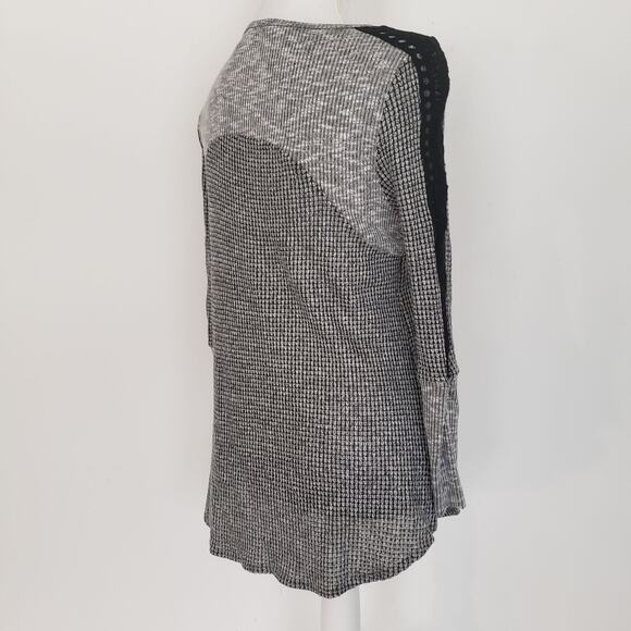 Soft Surroundings Women SIZE PM PETITE Gray Black Knit Long Sleeve Casual Top - Picture 3 of 12